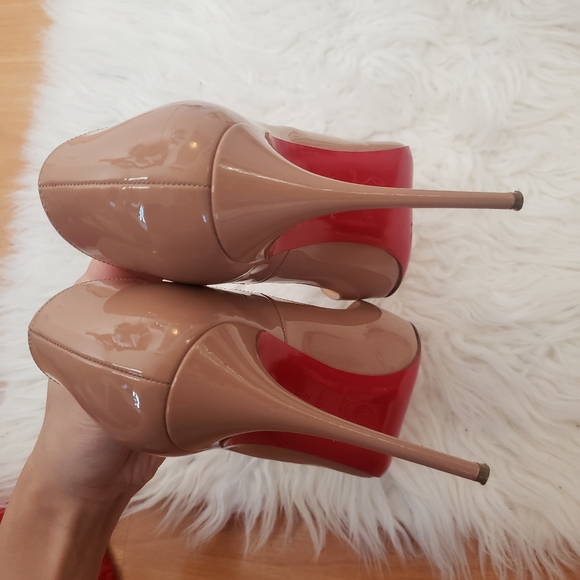 AUTHENTIC LOUBOUTIN SO KATE (NUDE) - Picture 4 of 6